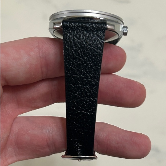 Vintage 1970’s Timex Electric Dynabeat Black and Silver Watch - Picture 7 of 11